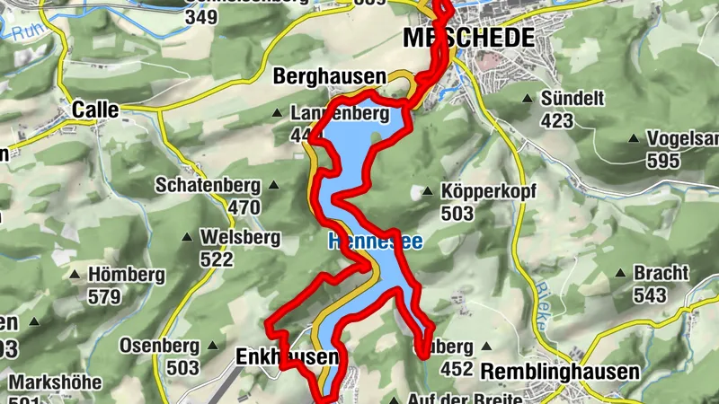 Hennetalsperre von Meschede, schöne Wanderung mit Höhenzügen